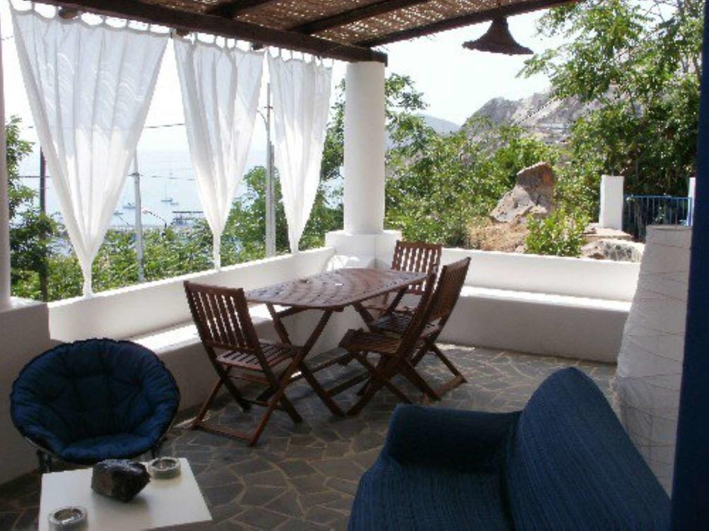 Penelope & Calypso Villa Acquacalda Room photo